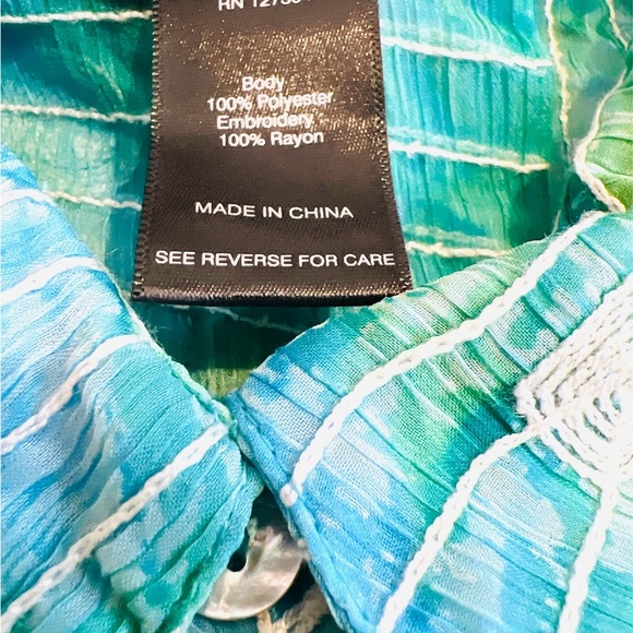 Ali Miles Artsy Embroidered Top Button Up, Sheer Blue Geometric, Size Medium - Picture 9 of 11